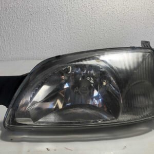 PAR DE FAROL FIESTA 2000