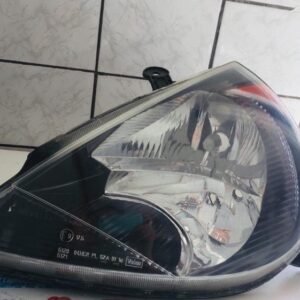 Par Farol do Ford ka 2004